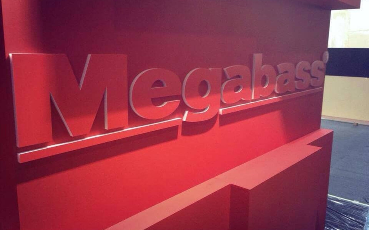 История рыболовной компании Megabass